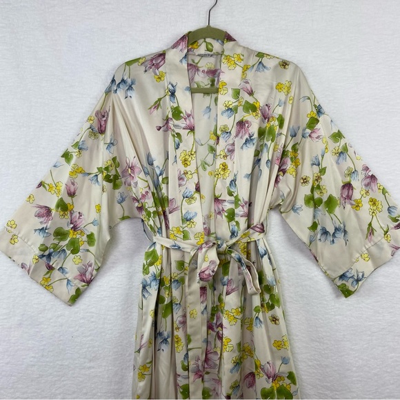 Saks fifth Avenue vintage floral flower garden party robe - Picture 2 of 14